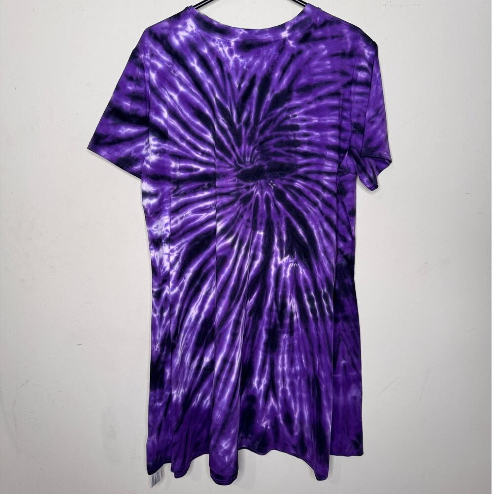 NWT VTG Disneyland Resort Tie Dye Dress Size: 2XL - Picture 2 of 5